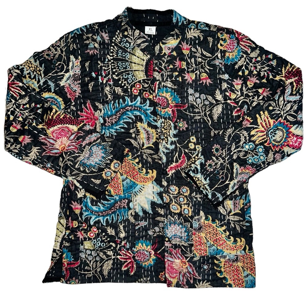 Beautiful Kantha  quilted reversible jacket size Large/XLarge Mukut print